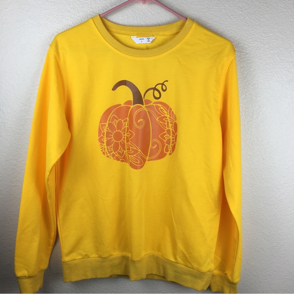 Goldish Yellow Women's Top with Orange Pumpkin Print Long Sleeve Size L